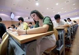 Selectividad 2025: Un sólo examen, más difícil y más exigente con la ortografía