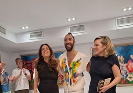 La alegría y el color de Luis Gonzalo sigue vivo de manos de sus hijas